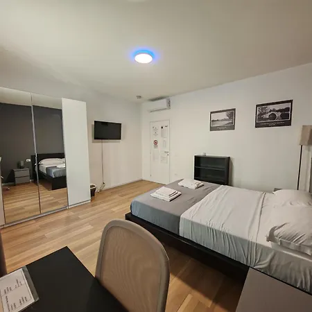 Orienty Pentacoro 的里雅斯特