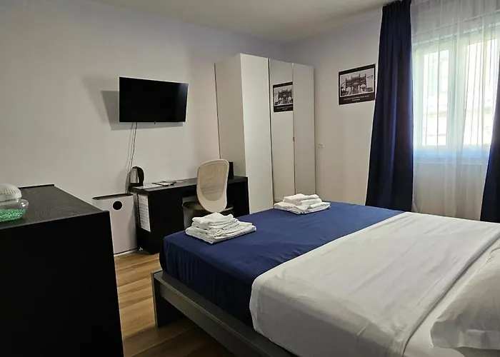 Orienty Pentacoro * Trieste